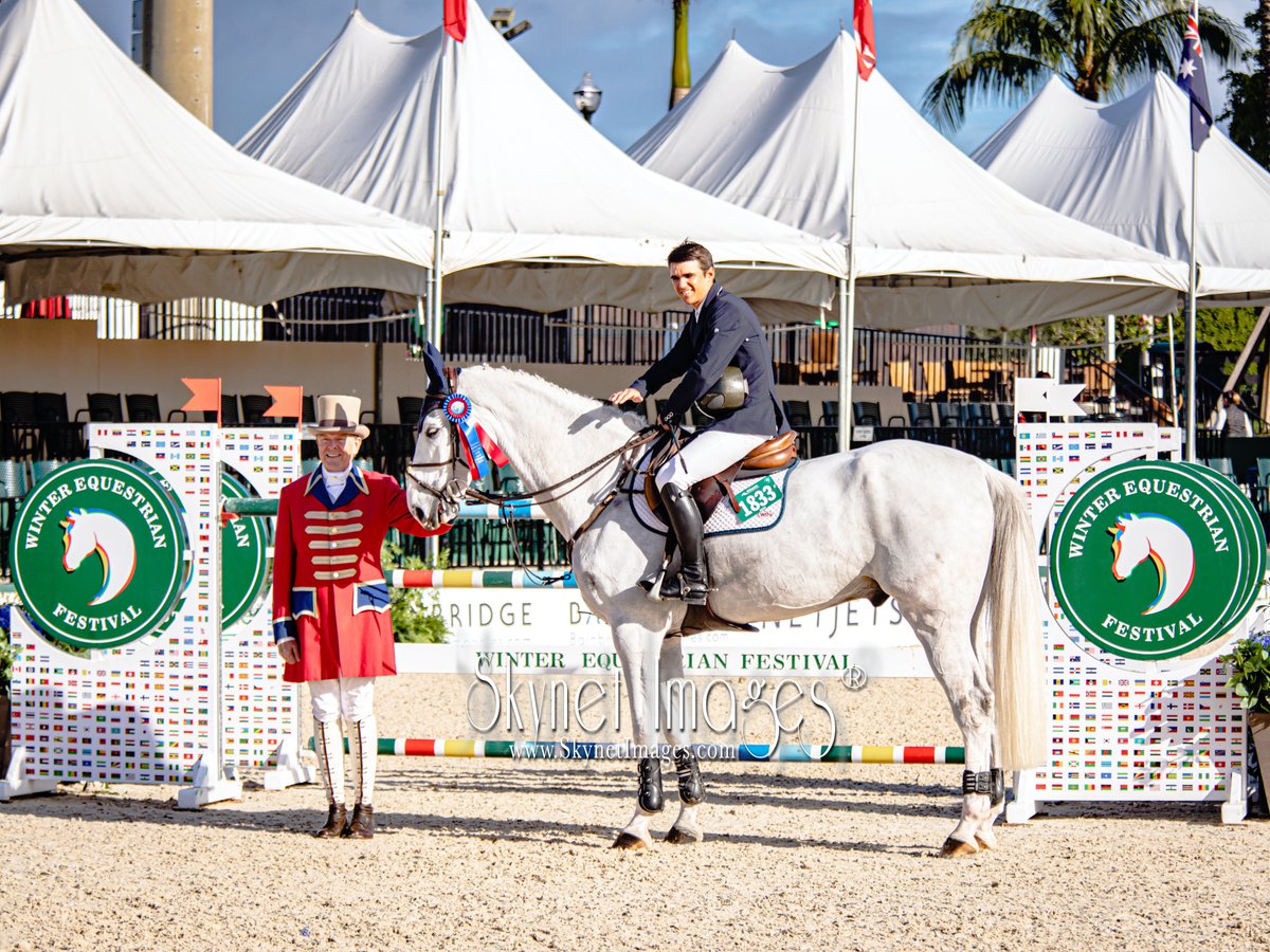 OlympianExpress's tweet photo. We Want To Send A Special Congrats To Tomas Yofre Riding JAMAICA Who Took The Number One Spot In The $8,000 1.45m Jumper (II2b) Bainbridge Sponsored By: Douglas Elliman Real Estate. 

#WEF2020 #SkynetImages #OlympianExpress #TheOfficialJohnnyCowboy #equestrian #horse #horses https://t.co/NUF7ejAkMQ