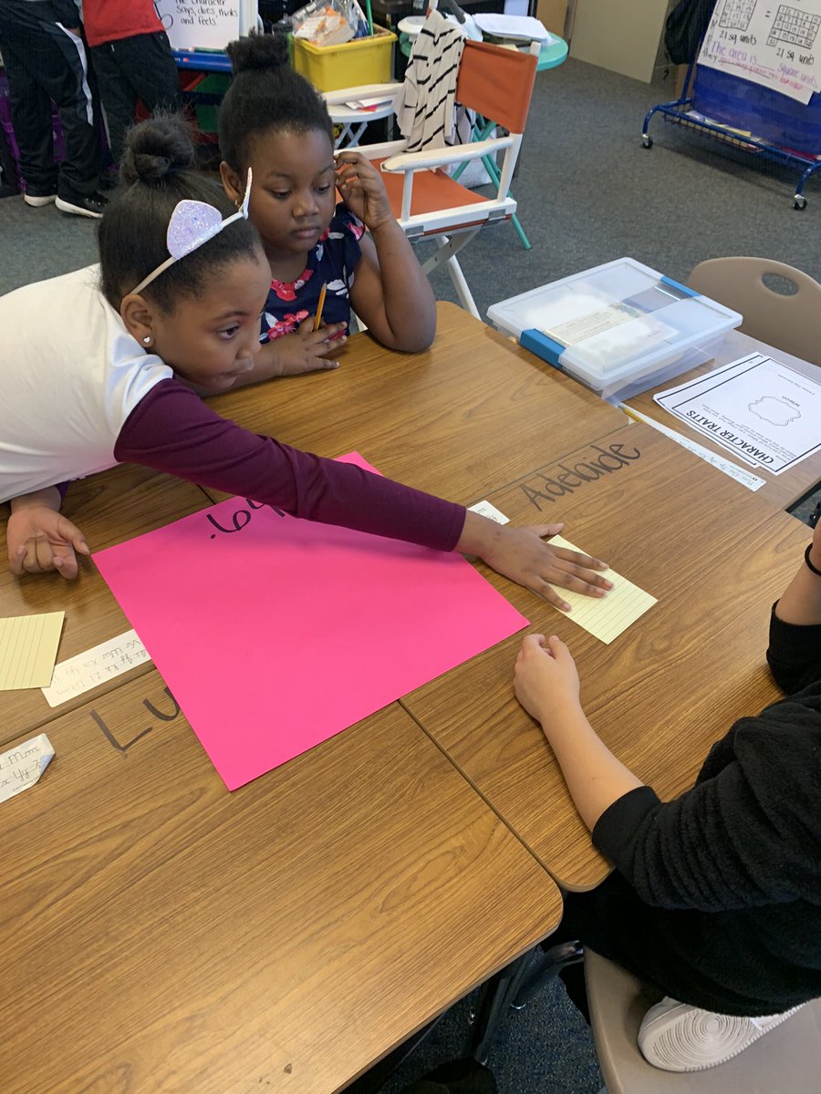 Barnett8214's tweet photo. 2nd graders practicing using different combinations of coins. @WEinKaty @katyisd https://t.co/7gdimO5SlF
