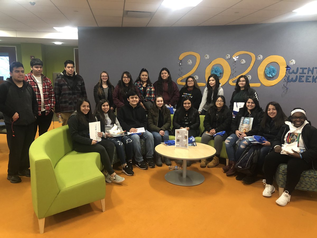 dmaya_1's tweet photo. Students from @WheelingHigh visiting @NLU_Wheeling campus during #WHSFlexDay A packed agenda today with an NLU overview, college student panel, campus tour and a mock class! Thanks for organizing Arlene! @rodriarl #FutureEagles @paulinedegrazia @Art_Gonzalez_ @rkinnee @jercook73 https://t.co/QKrgMRYW6W