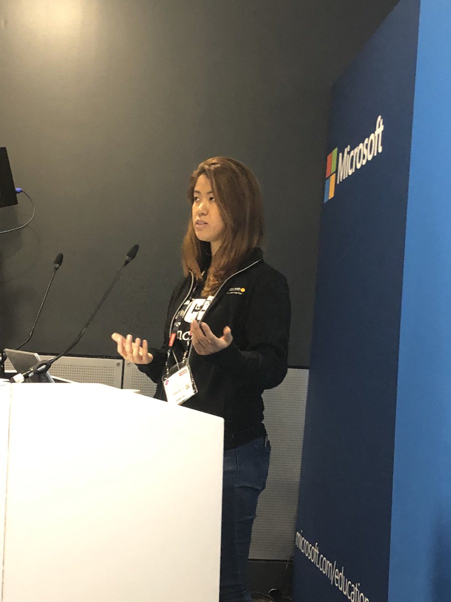 Steven_Abrahams's tweet photo. Favorite moments of the day with my awesome partners  from @Buncee and @wakelet #Bett2020 #bettertogether #MicrosoftEDU #modernclassroom https://t.co/cu84K25Dr3