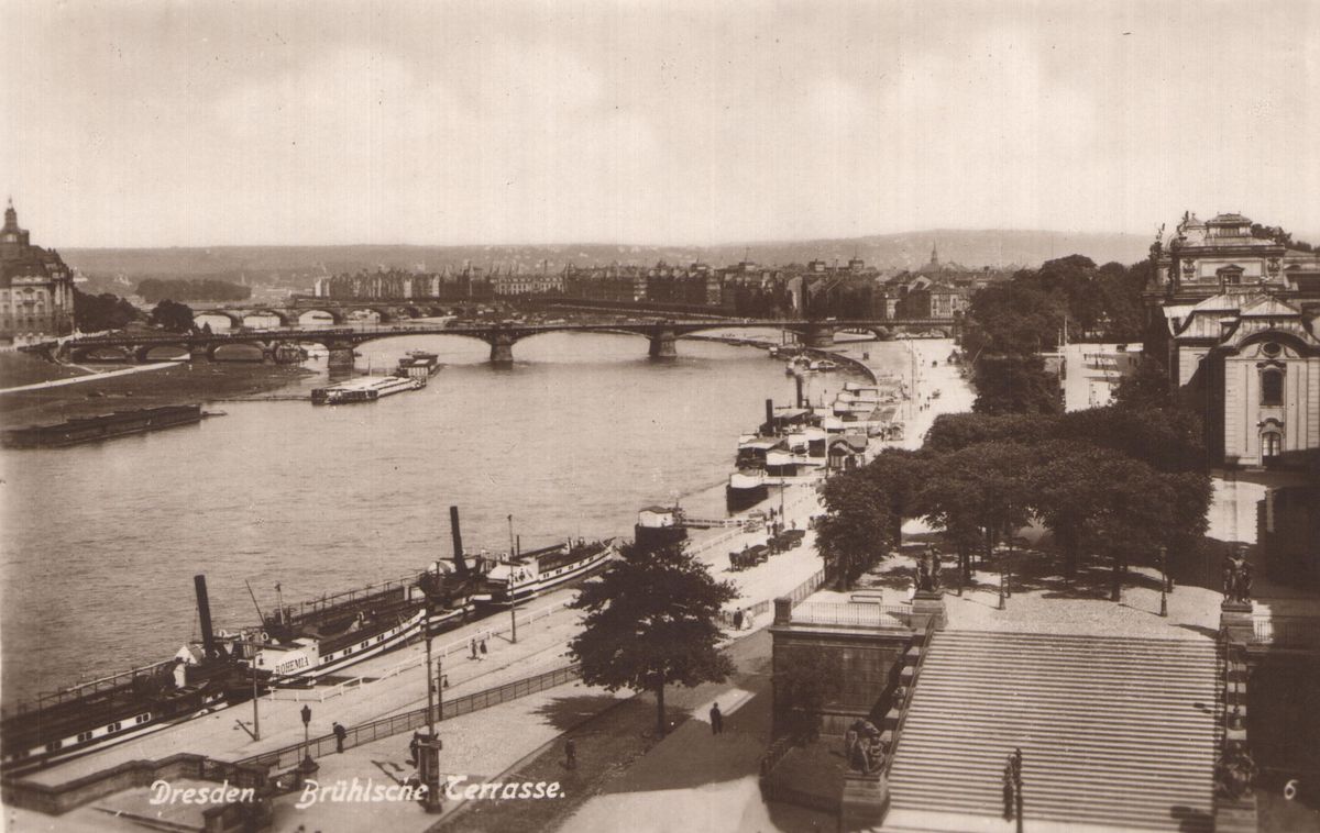 th_whm's tweet photo. Terrassenufer Dresden, 1927 (Foto: Wilhelm Stein, Dresden), 1965, November 1986, Juli 2008. https://t.co/HYtU0QaWaN