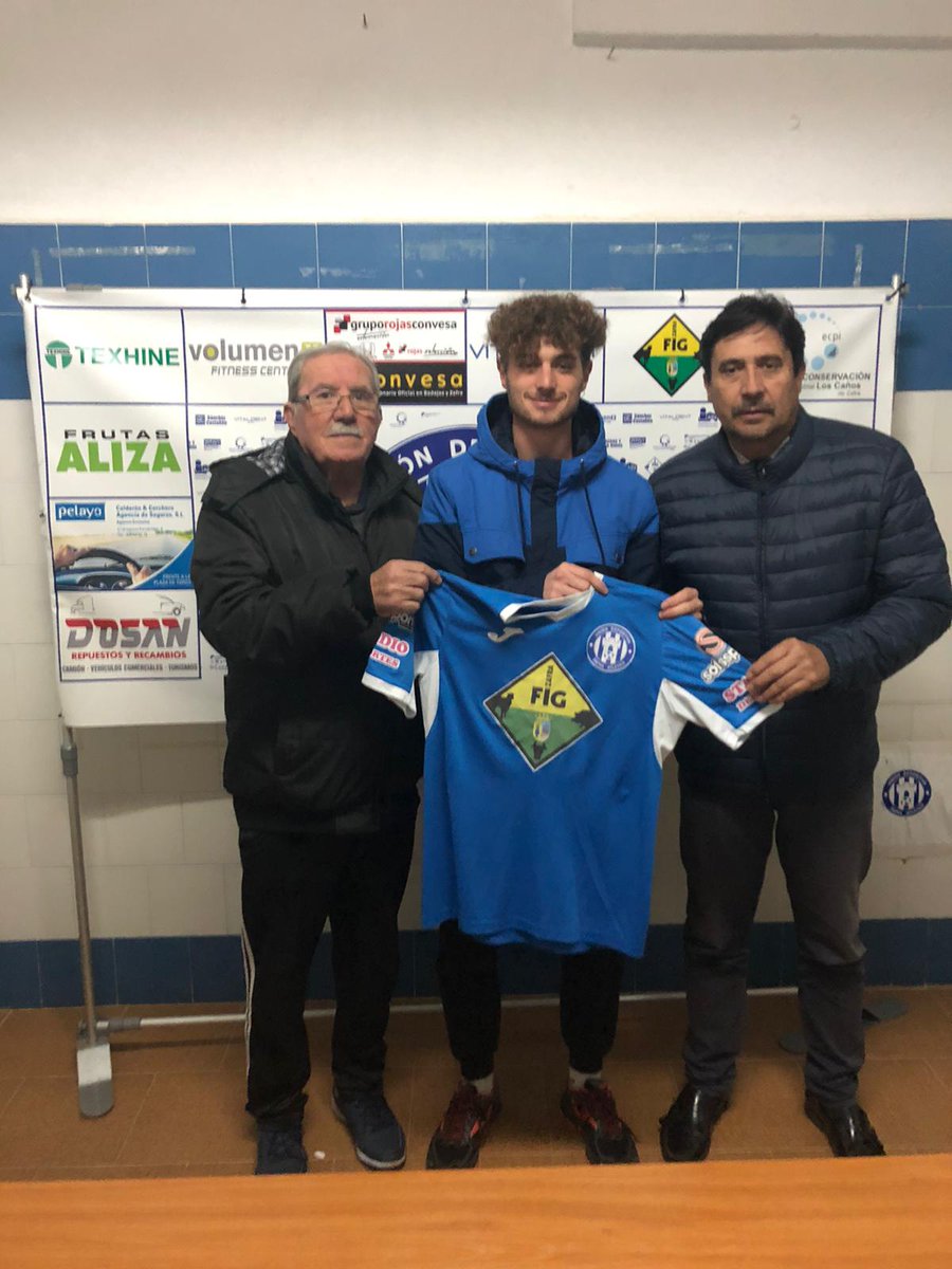CDZafra's tweet photo. 🔵⚪ ÚLTIMA HORA
El Zafra Atlético se hace con los servicios de Álvaro Moreno, delantero procedente del @ud_frexnense
BIENVENIDO!!! https://t.co/Cy1Ruf9FGF