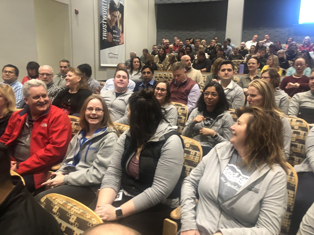 jankittoe's tweet photo. @amfam TD/Ignite team... I need some #digital skills for my camera #panoramicfail https://t.co/EP64IIvVQe