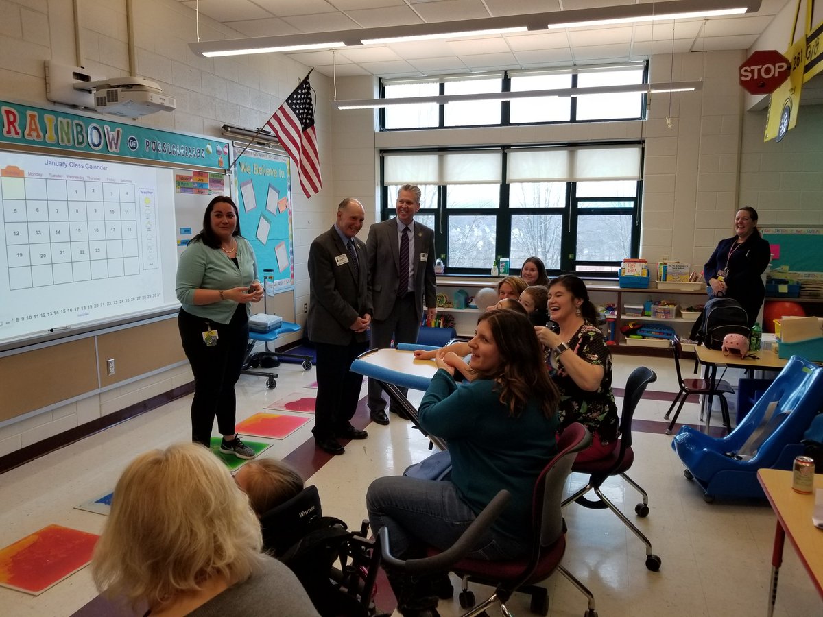PSBAAdvocacyAm1's tweet photo. .@RepChrisQuinn and Rep. Barrar continue their .@GarnetValleySD visit meeting with special needs students. .@PSBA #STWIT https://t.co/5VrFdEscjG