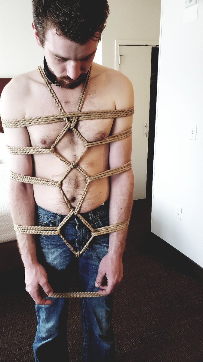 ScarletEva1's tweet photo. @SexTalkTuesday @kinbakustudio A little late to the party. There are plenty of female riggers with non mainstream bottoms. Much like with any kink, one needs to expand their search parameters. Working as a community to not shame the differences we have will encourage sharing. https://t.co/w8KNicP2W1