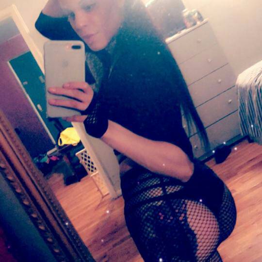 PureContent3's tweet image. Live broadcasting community
liveme.com/us/m/v/1579800…