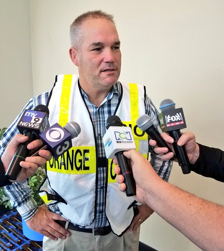 FloridaPIOs's tweet photo. Time for the @FEMA_EMI Basic #PIO Class to practice their interview &amp; news conference skills. It's all #FakeNews today but prepping these PIOs to handle the real thing so they can get the RIGHT information to the RIGHT people at the RIGHT time. #FRE2020 @FlFireChiefs @nioa https://t.co/KZxYwOPY7Y