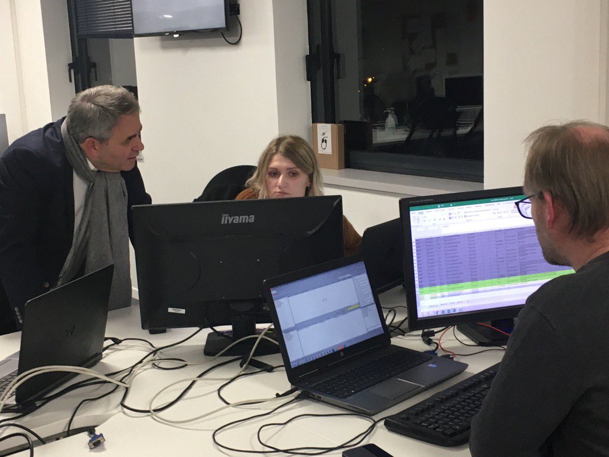 xavierbertrand's tweet photo. .@CegidGroup inaugure ses nouveaux locaux à Roubaix ! C’est une chance pour les @hautsdefrance d’héberger ce champion français 🇫🇷 présidé remarquablement par @JM_Aulas : un champion qui innove, qui s’exporte et qui crée des #emplois ! https://t.co/Vfl9F2fTUU