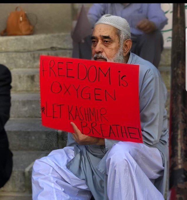 MohsinK64966466's tweet photo. #IOKanopenprison
Kashmiris struggle for freedom will success... https://t.co/uhi7rayiIY