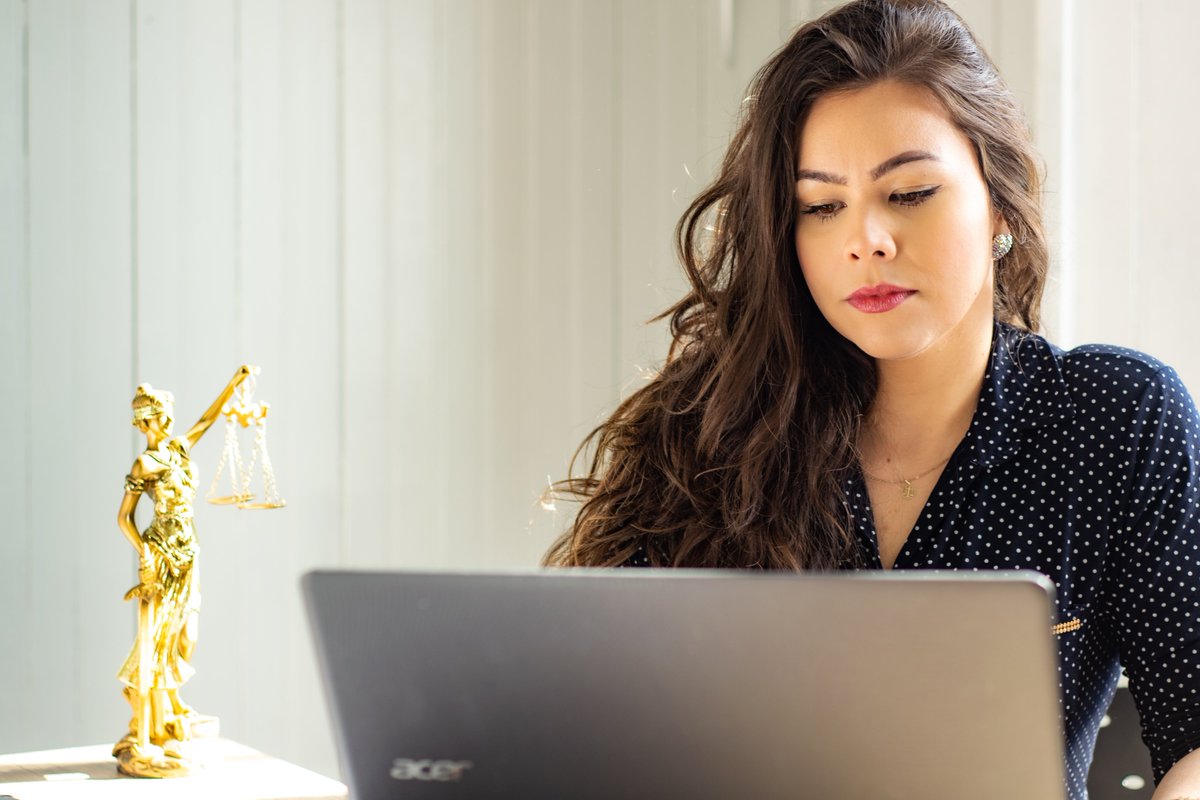 iQualifyLending's tweet image. Check out our blog on iQualifyLending.com and read up on how you can take control of your law practice!
iqualifylending.com/wrangle-contro…
#iQualifyLending #legalretainerfinancing #legalfinancing #lawyers #attorneys #takecontrol