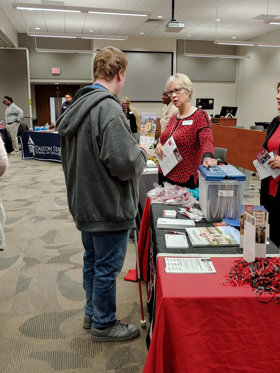 AlisonB2015's tweet photo. Lots of learning, talking to colleges, lessons with virtual students, and a very inspirational message from our @2020GaTOTY ! Even though it was a rainy, cold day, it was a great day! We are headed home! @FloydCCA @UnivWestGa @PAGE_EdNews #teacheracademy #futuregeorgiaeducators https://t.co/yUx4CQHCEq