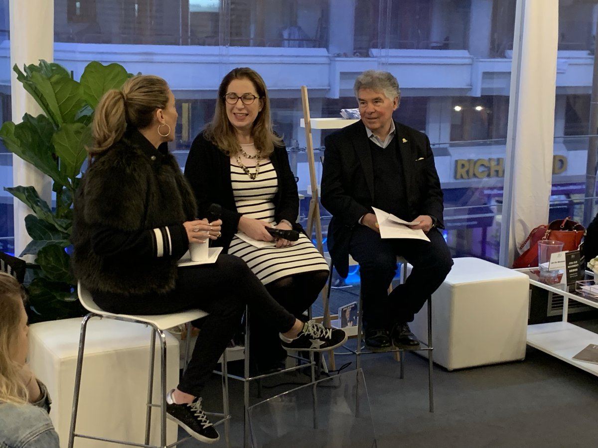 OneMindOrg's tweet photo. Many insights from @BankofAmerica's Cultivating Emotional Wellness panel at #Davos2020. What can your company do to support employees? Make #mentalhealth support & services info available to families too so they can flag issues & better support their loved ones. #OneMindatWork https://t.co/uMk2PkDGIW