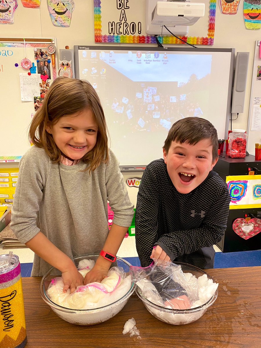 sdawson202's tweet photo. #RealDeals finding out how important blubber and adaptations  truly are to animals in the Arctic! 🥶 @abiehl77 @NSFairport @FCSDtweets #inquiry https://t.co/rQVMVvyiSW