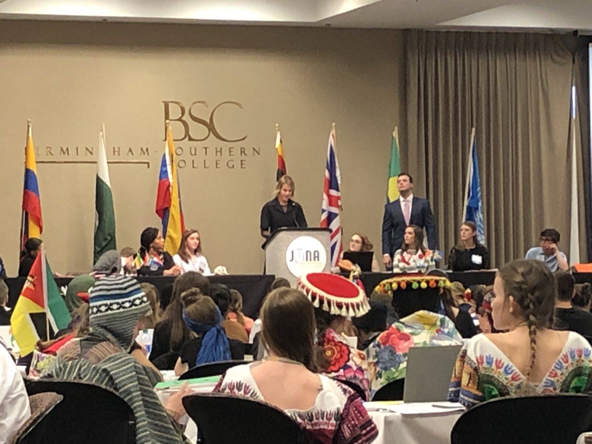 kvsgrimes's tweet photo. Special guest visitor today at #JUNA2020 US Ambassador to the United Nations, Kelly Craft!! #wow #greatlearningexperience @USAmbUN @PelhamSchools @PelhamParkMS @kathybro1 https://t.co/yB5MLVSf80