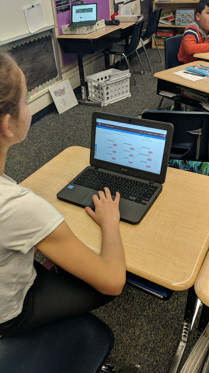 a_nrod's tweet photo. Voting for the next NASA rover name after reading "Mars still has Spirit" on Achieve 3000! #BWExperience #Achieve3000 https://t.co/bYKDboUn9A