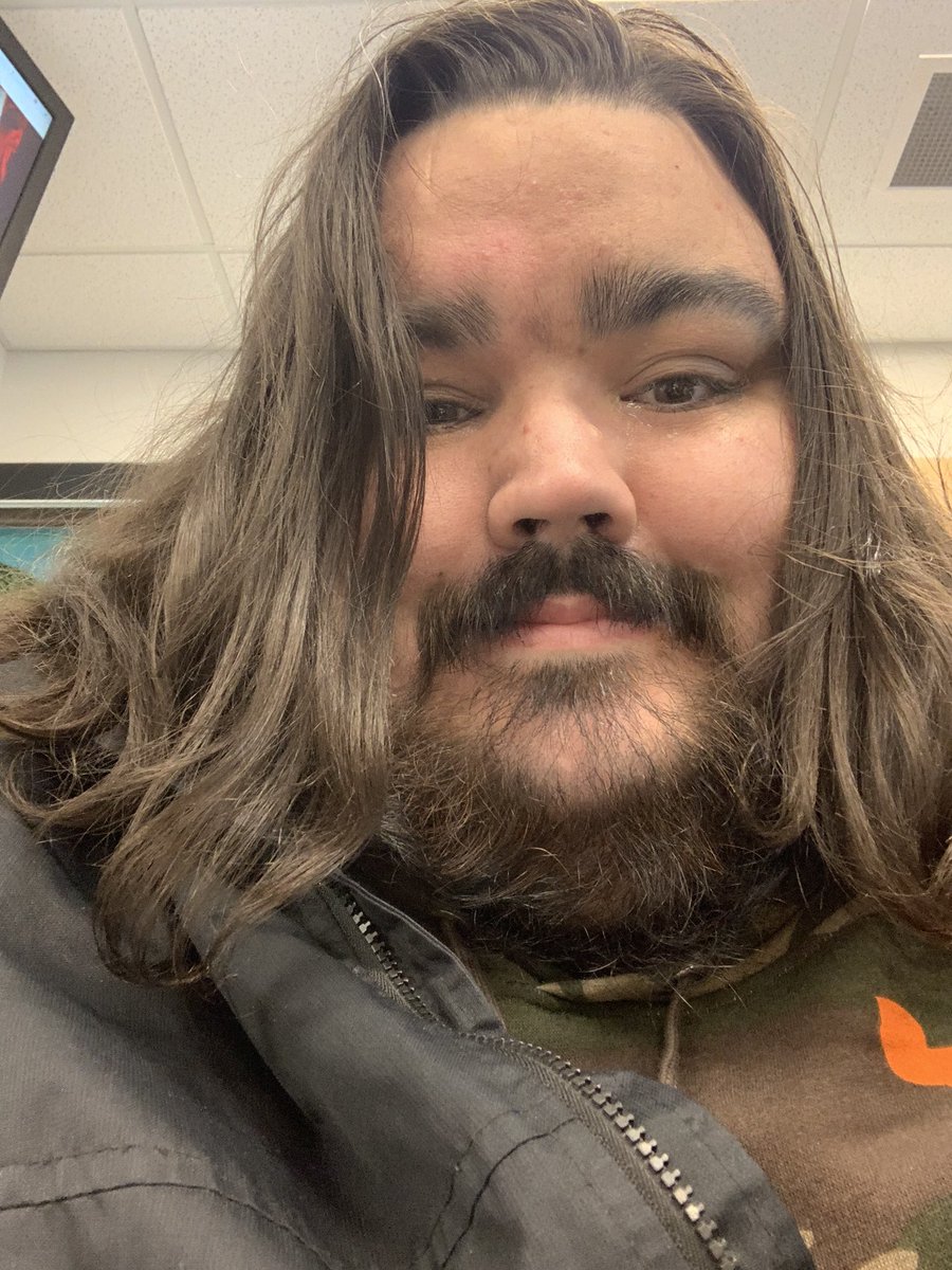 GamingHeavya's tweet photo. Hey everyone how’s your Thursday going so far??? I bought kingdom hearts ReMind today but can’t play it till I get home oh the humanity!!!! I hope everyone has a great day p.s my hair is getting long af haha #eptweets #sscsupports https://t.co/T9uM1j464J