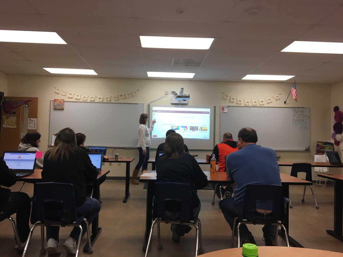 MishicotP's tweet photo. Keeping current with technology ⁦@MishicotPride⁩  #alwayslearning #innovateempowerinspire https://t.co/aIP77KBAsH