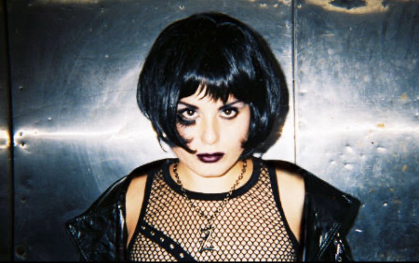 AlexisIacono's tweet image. I rarely go on my @IMDb page because so much of it is misinformed information. But since when are they allowed to change your photo? Thank goodness I approve! #WhenIWasGoth #StillAm 😉🤫