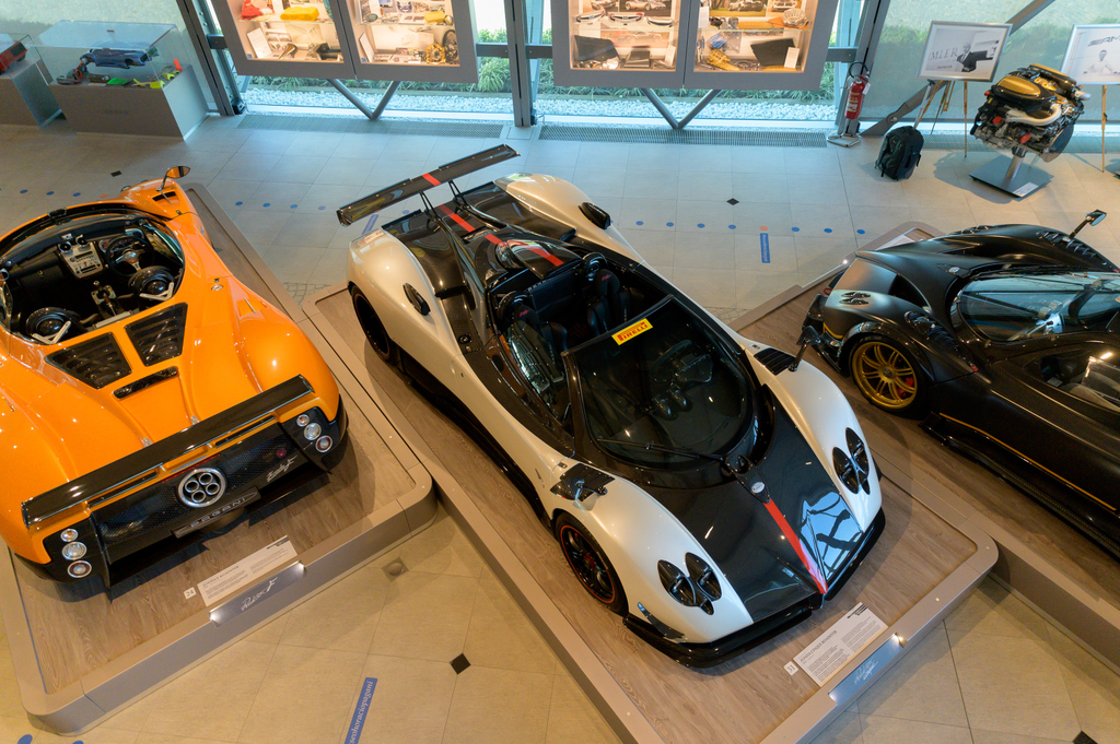 Auto_FORTLOC's tweet photo. Take video tours of motor valley's museums at https://t.co/yCKOWUgFk5 #bologna #modena #pagani #paganizonda #zonda https://t.co/sO6UXDcc6L