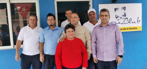 Visita el ministro de Comunicaciones el municipio de Fomento en Sancti Spíritus ift.tt/30Q8Wgh #OTCHolguin #Holguin #CubaInformatiza #Cuba