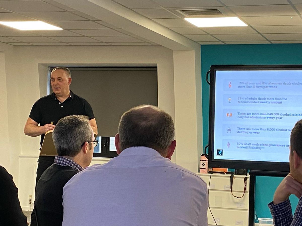 notanotherfd's tweet photo. Superb Brew Monday night sharing some facts about the impact of alcohol as part of our men’s health forum. Followed by an alcohol free tasting! #flagshipgroup #menshealth #wellness #alcoholawareness https://t.co/J6wXvtK8ad