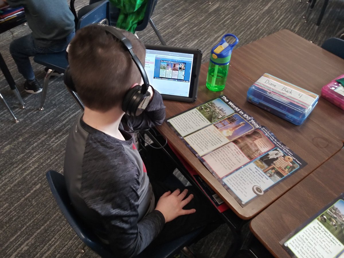 Scholtes1stPVE's tweet photo. Learning about Life in 100 years on 100 day. #tweetthattechpve https://t.co/exJluWfsHS