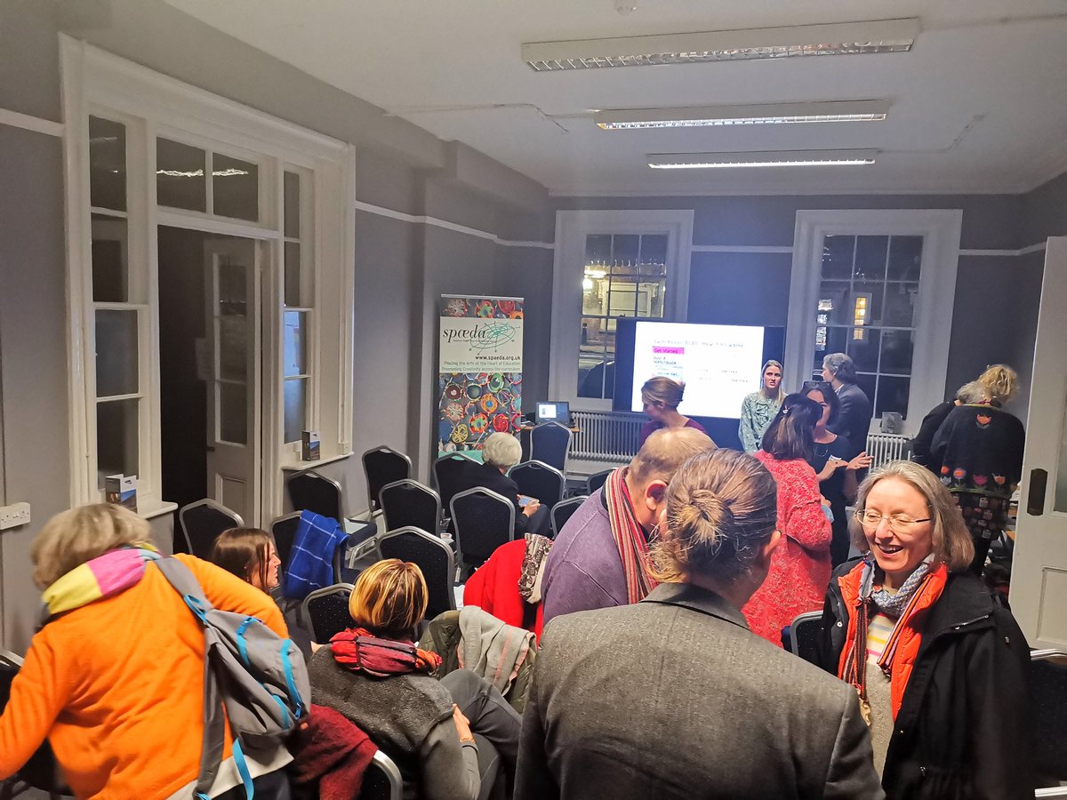 _wordgetsaround's tweet photo. This afternoon we dropped by to @greatwestern_ to hear @Spaeda_arts as they celebrate 20 years of helping young people with arts education. Such passion for the arts, very inspiring. They are our neighbours at @HestercombeGdns

#somersethour #arts #education https://t.co/3s2HAaQiah