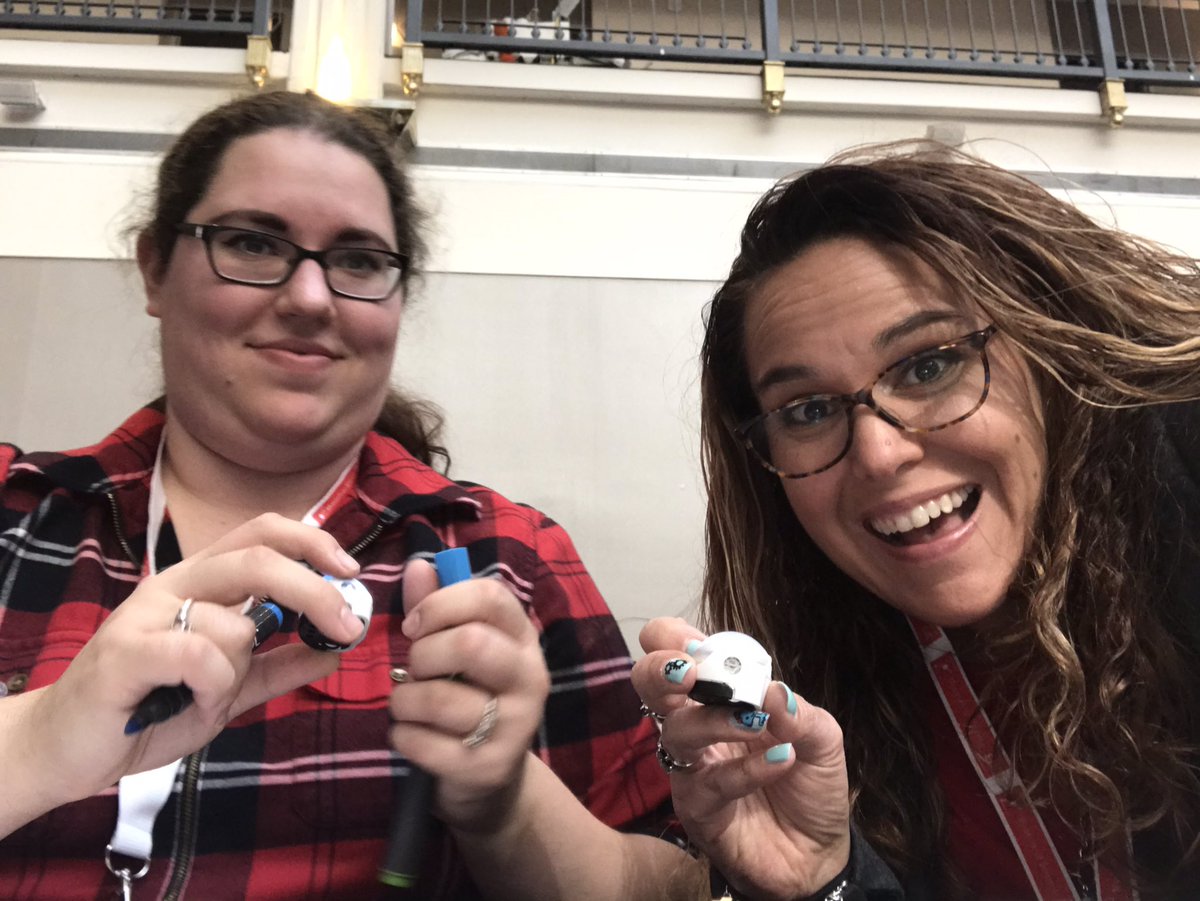 Fun with Ozobots at the Texas STEM Conference 2020 #TXSTEM2020 <a href="/ESC1_STEM/">ESC1STEM</a>