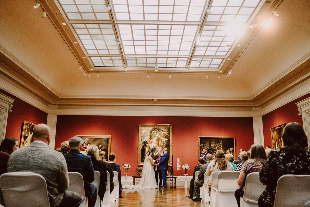 ToledoMuseum's tweet photo. Impress your guests with a wedding they'll never forget and create a #TMAmoment that will last a lifetime. π
Start planning your big day at the Museum: https://t.co/3FsVZzUTIJ
πΈ: Swatch Studios and Mary Wyar Photography https://t.co/eBi4QNdZo0