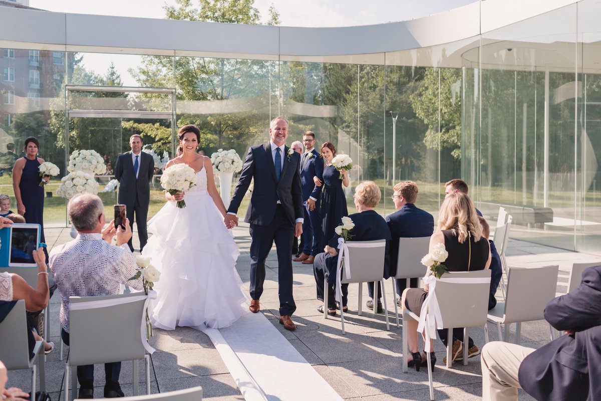 ToledoMuseum's tweet photo. Impress your guests with a wedding they'll never forget and create a #TMAmoment that will last a lifetime. π
Start planning your big day at the Museum: https://t.co/3FsVZzUTIJ
πΈ: Swatch Studios and Mary Wyar Photography https://t.co/eBi4QNdZo0
