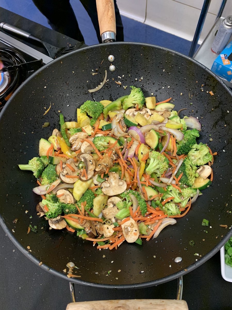 TNG_CarrollCo's tweet photo. Had a blast serving up some Chicken Stir Fry today at the CCHS Wok Station! #TNGFoodFun #TNGFeedsKids https://t.co/pJKpEPF2Zm