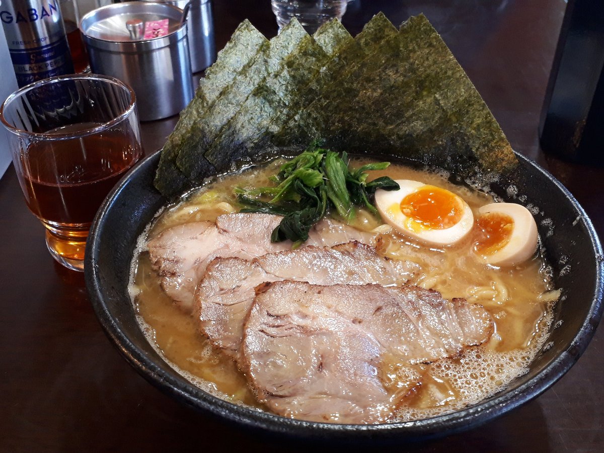 ট ইট র せいじん 源泉 戸塚 醤油豚骨スペシャル910円 麺中盛1円 横浜家系ラーメン 海苔5枚 チャーシュー3枚 半熟玉子となかなか豪華 家系ラーメンの割にはあっさりしてて食べやすい 戸塚 家系ラーメン ランチ Lunch ট ইট র せいじん 源泉 戸塚 醤油豚骨スペシャル910円 麺中盛1円 横浜家系ラーメン 海苔5枚 チャーシュー3枚 半熟玉子となかなか豪華 家系ラーメンの割にはあっさりしてて食べやすい 戸塚 家系ラーメン ランチ Lunch