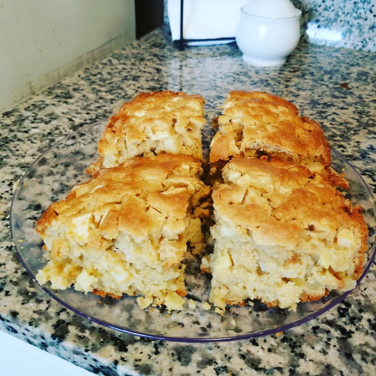 susankalexander's tweet image. Baked apple bread.  #smellssogood #applebread #breadsofinstagram