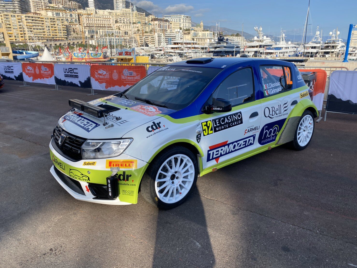 Rally Plus編集部 ラリープラス Sur Twitter ヒラのホゲホゲwrc モンテ日記 今回wrc初登場の2台 フィアット500xとダチア サンデロです どちらも同じオレカ フランス のラリー2キット 4wdラリーカーキット を使って製作された