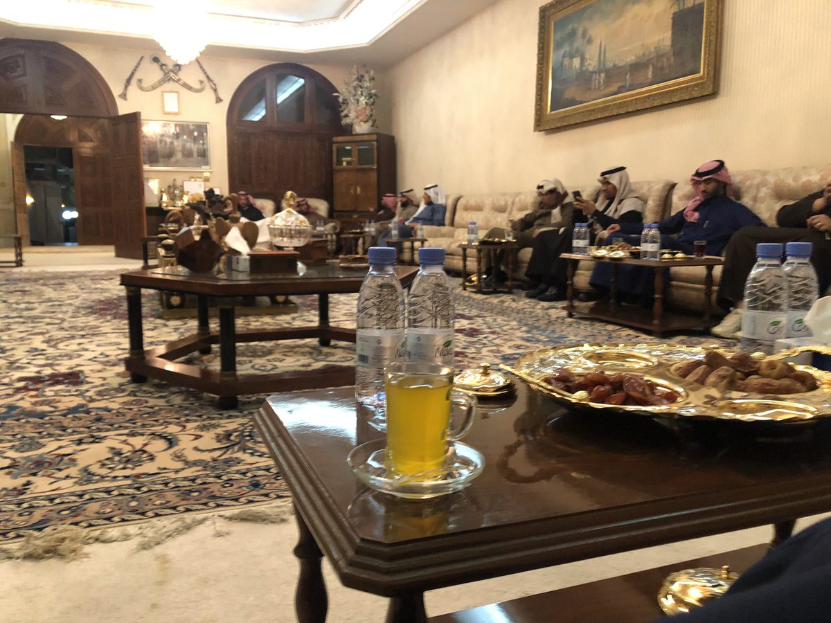 MohammadAlHoti's tweet photo. في ضيافة اخونا المستشار الأستاذ نايف بن موسى القنية بحضور عدد من الأقارب والأصدقاء ،،
شكراً لك "يا ابوسعود" على كرم الضيافة وكثرالله خيرك . https://t.co/Z8sIlWdCNF