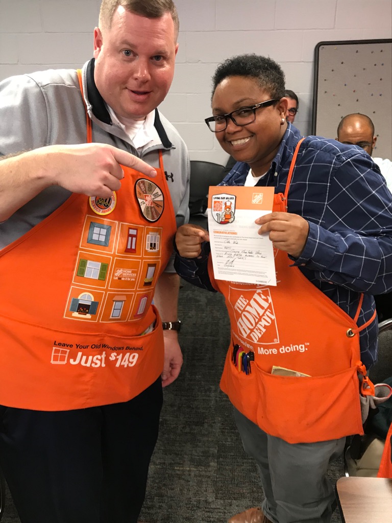 THD3846's tweet photo. Had a great specialty meeting today! Learned a ton and had some great recognition! https://t.co/1gUpGdVYLU