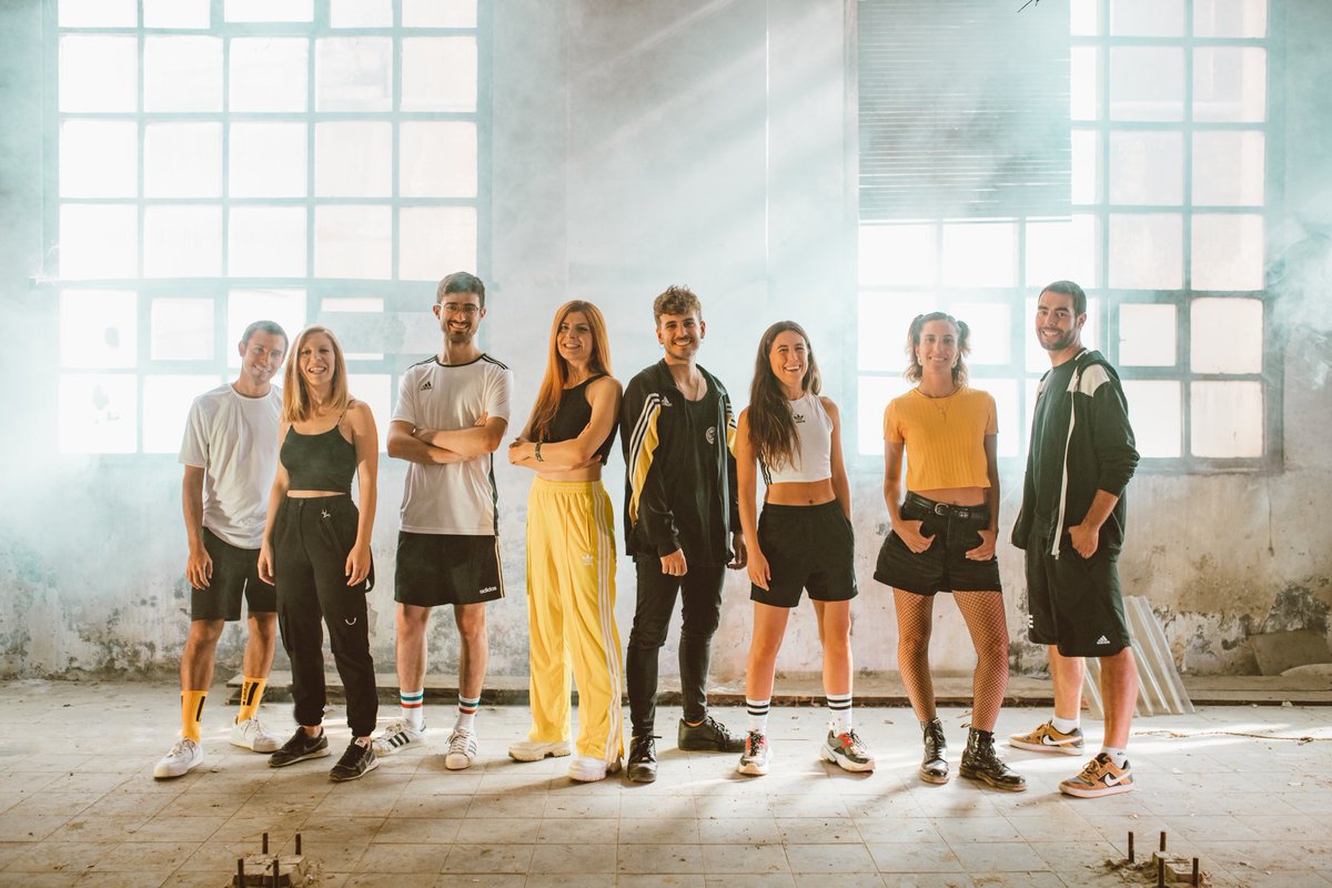 Comencem a preparar la nova gira 💪 A quin poble o ciutat ens voleu veure aquest estiu?

Ens morim de ganes de tornar a fer concerts! 

📸: Pau Riera