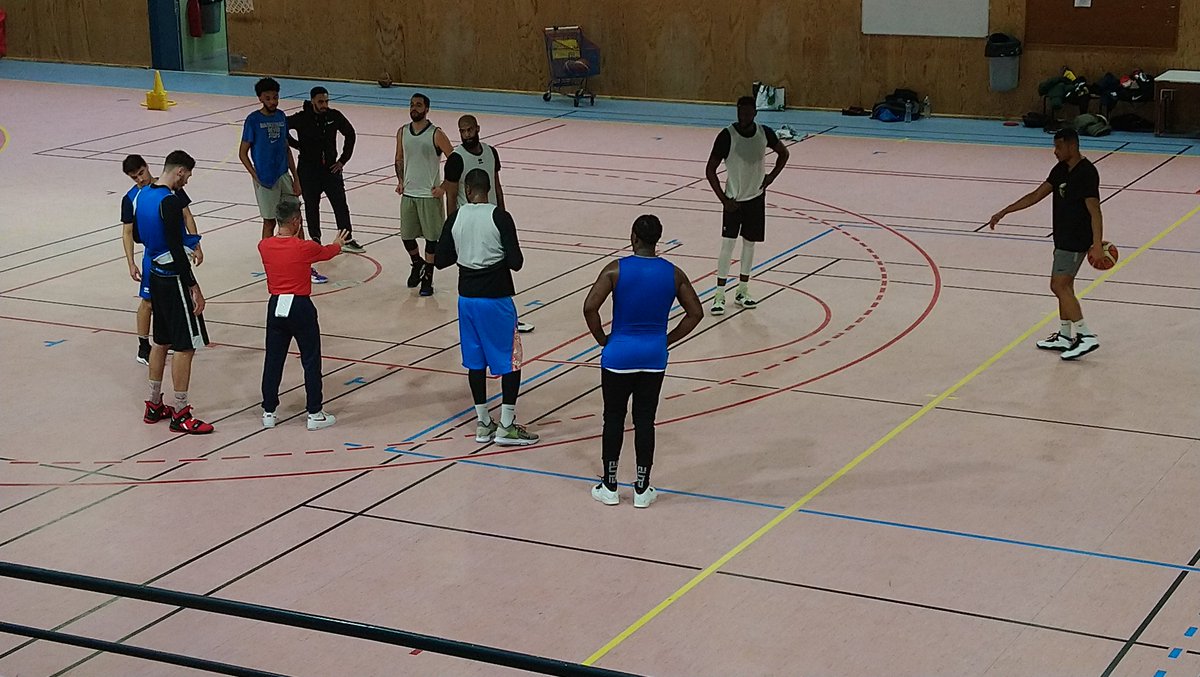 asniortbasket's tweet photo. 🗓 🏀 ➡ J-2 avant de se déplacer à Barjouville dans le cadre des 32ème du Trophée de la coupe de France ! https://t.co/uWijis3Axr