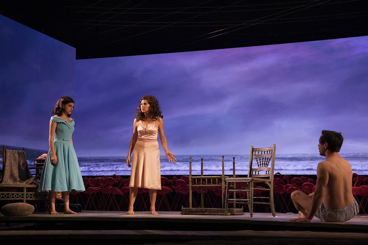 livedesignmag's tweet image. It's a good day for a #lightplot. Check out The Rose Tattoo plots from #lightingdesigner Ben Stanton: ow.ly/yMBu50xYwuv