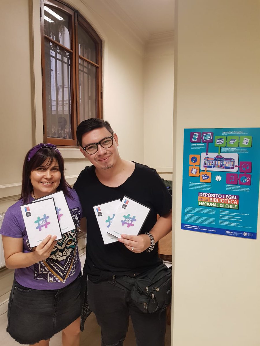 BuzetaIvan's tweet photo. #DepósitoLegal en #BNdeChile de Audiovisual #Leesincesar el único microprograma web, de libros, escritores y editoriales independientes, grabado íntegramente con tecnología celular en Chile. Deposita parte del equipo de "Medula Group". https://t.co/8NVxIBKAVU