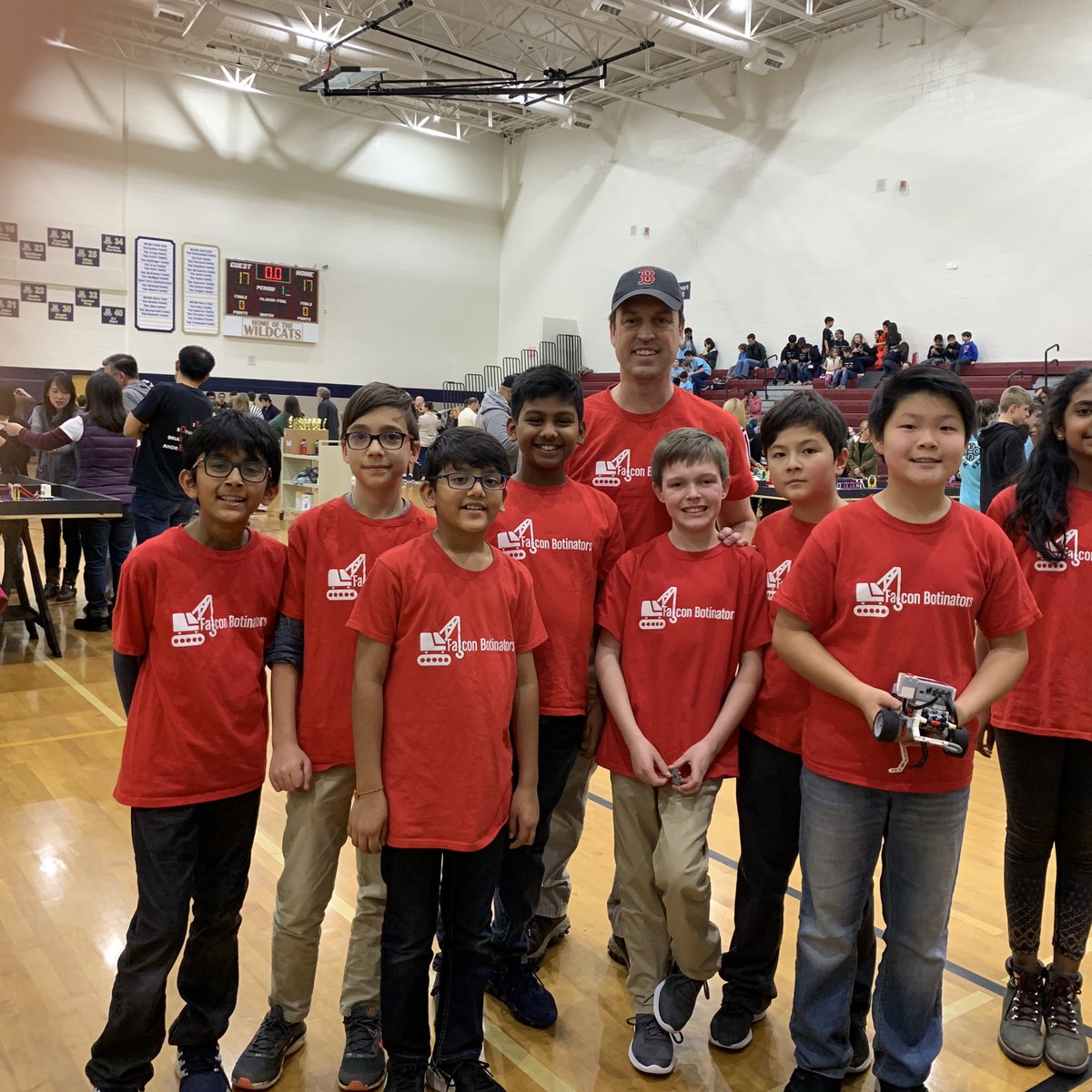 FultonCoSchools's tweet photo. Congrats to the @FindleyOaks ES robotics team, the Falcon Botinators, who won the 1st place Innovation Project trophy at the @firstlegoleague Super Regional Competition at Mill Creek MS last week! #FutureEngineers #FCSStudentAchievement #ThursdayThoughts @FOES_Principal https://t.co/4M6Mn9zGhb
