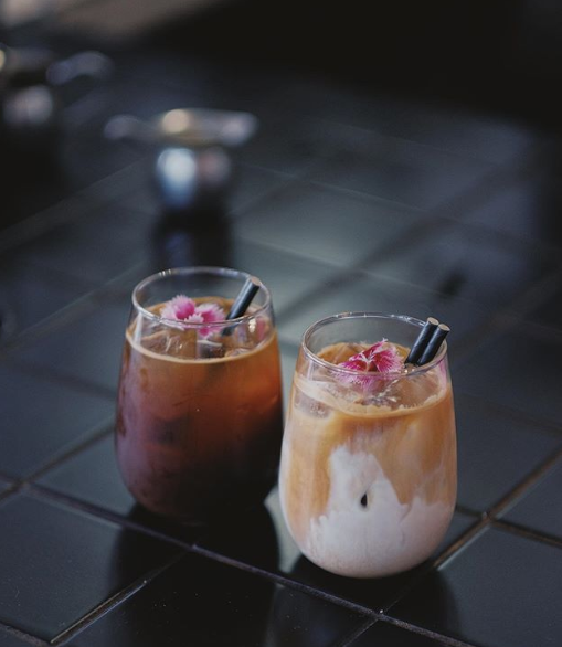 RestaurantHubNZ's tweet photo. Make the best of the sunshine and grab your iced coffee at Dear Jervois https://t.co/dbyirjRmxD

#Auckland #NewZealand #aucklandeats #aucklandfoodie #nzeats #nzfoodie #handpicked #foodlove #aucklandlife #aucklandcity #ponsonby https://t.co/l1h4Aqb75u