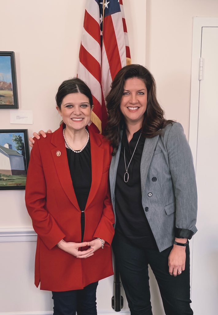 jennykopach's tweet image. As part of #MentoringMonth I’m thanking my great women mentors in IL and DC who inform my work at Science Olympiad and help me provide #STEM education, legislative + workforce solutions to students! @RepEdlyAllen @RepHaleyStevens @SenDuckworth @MillionWMentors #BeyondTheBuzzChat