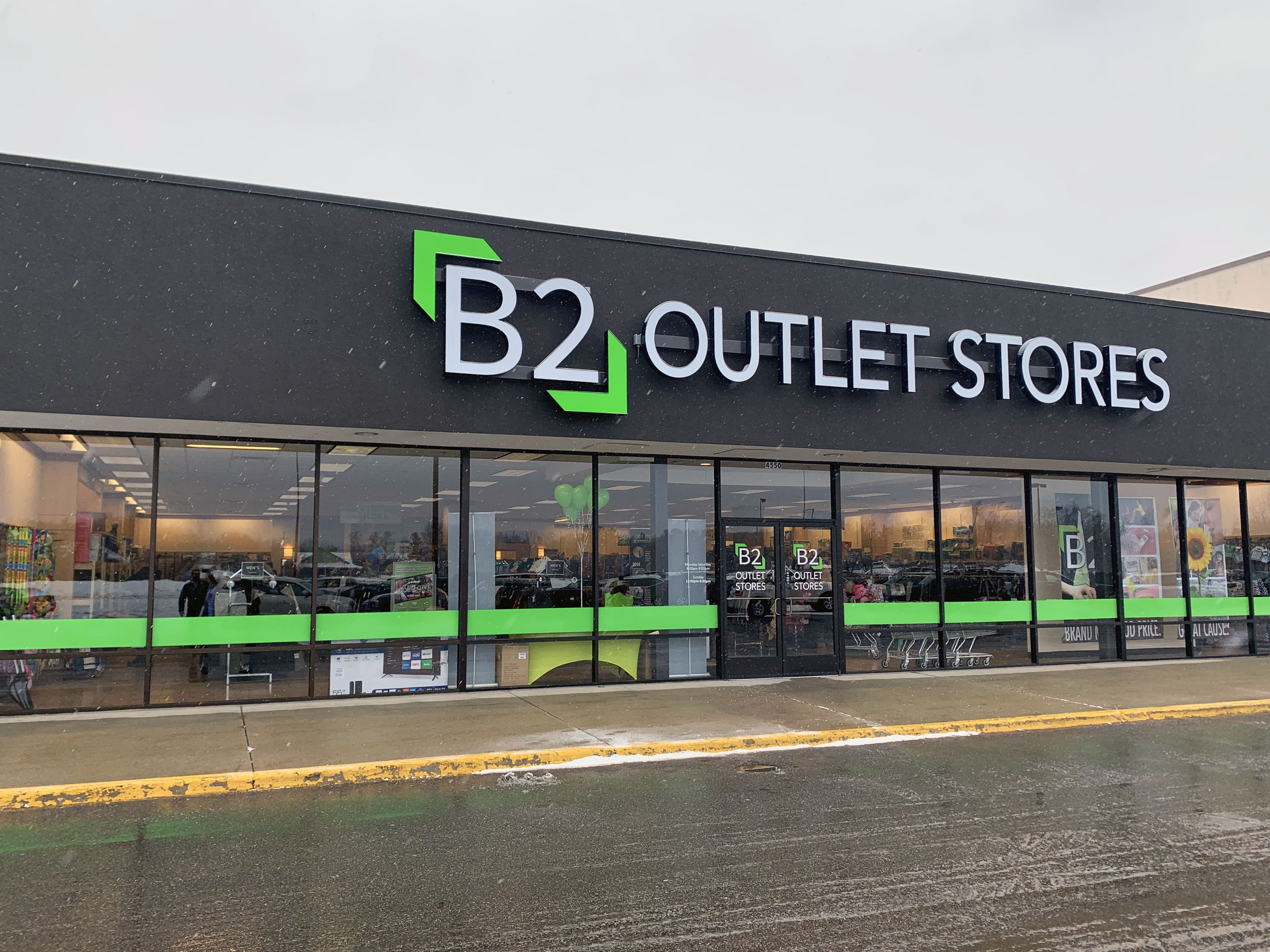 West Lansing's B2 Outlet is Officially Open