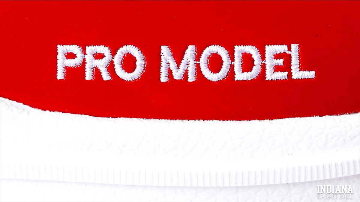 IndianaMBB's tweet photo. Classic + exclusive. ⚪️🔴
@adidasHoops came through with the #ProModel2G. https://t.co/AXReQd57E6