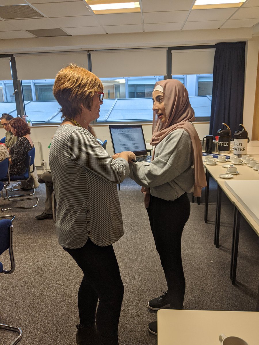 One of our fantastic third year students, Athka Akhtar, discussing her dissertation with @sheena_byrom 😍 'Its okay to be 'one of those kind of Midwives' Athka, because guess what, I am 'one of those kind of Midwives' too' ❤️ #withwoman #twoofthose ❤️