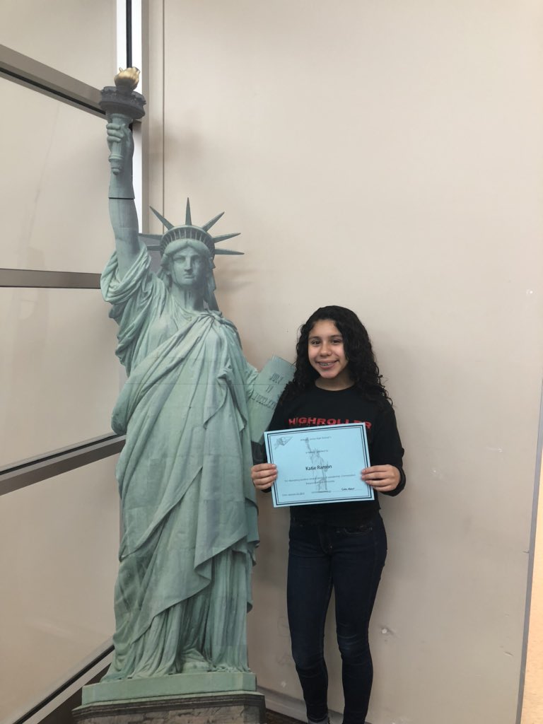AsbecksSS's tweet photo. Another awesome group of kids! MJH  ideal citizens are truly models for their peers! #citizenship #gowarriors @ManvelJH @MJHAdvAca https://t.co/rZ8ouSdPFf