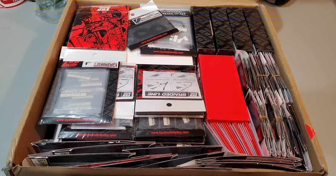 UpScaleHobbies's tweet photo. UpScale Hobbies is your #1 Choice for Top Studio Detail sets and parts! 

New and restock Top Studio detail parts are online and ready to ship. 

Shop here: https://t.co/8wQpda9qNP

#UpScaleHobbies #TopStudios #DetailParts #FW14B #YZFR1M https://t.co/SmAhZkPYEh