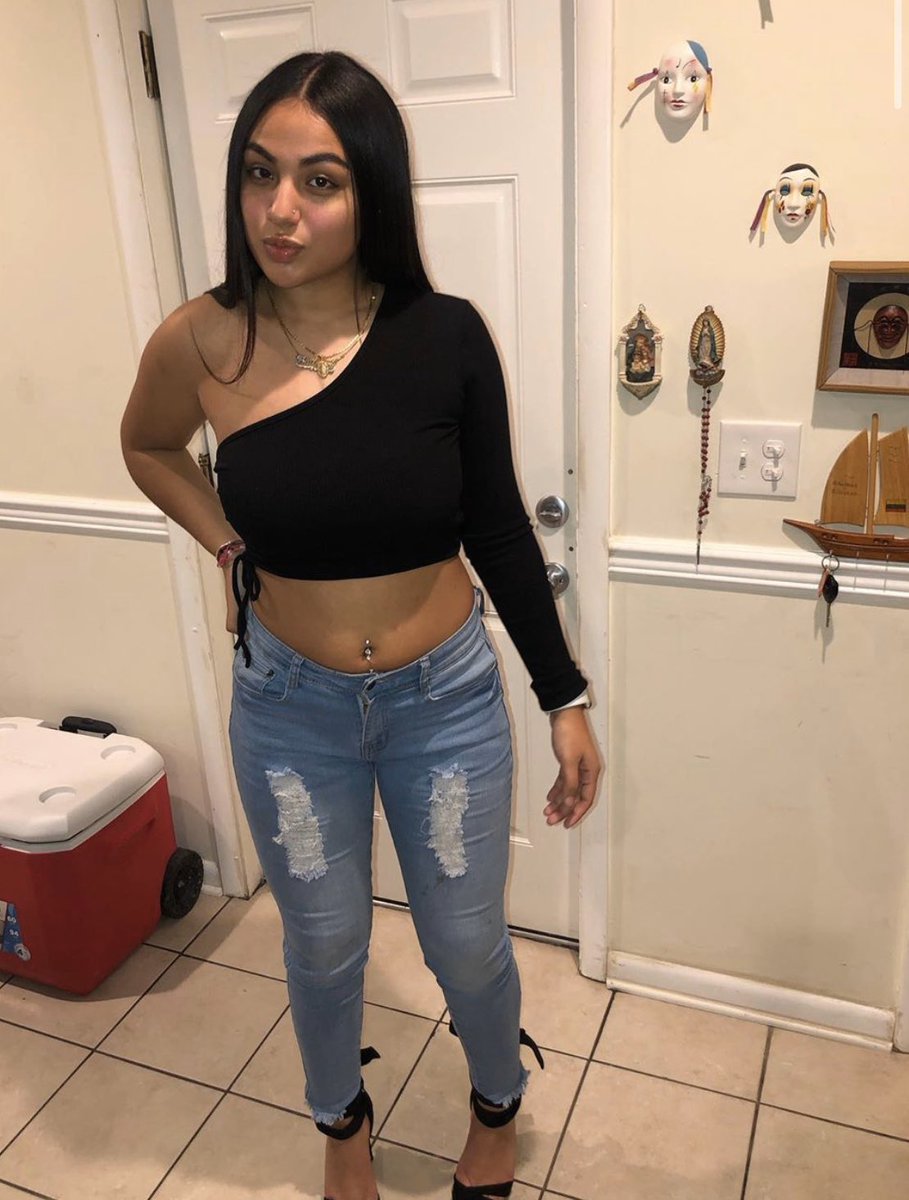 samaraa_xx's tweet photo. missed mee ? 🤪 https://t.co/iI3jrpFABP