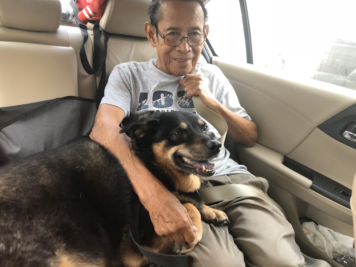DogDaysofDakota's tweet photo. Happy Birthday, Grandpa! I love you! 💕 https://t.co/7l1cQssKIu